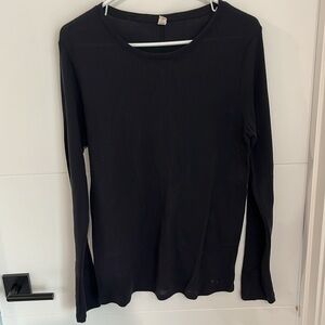 Under Armour fitted all season long sleeve